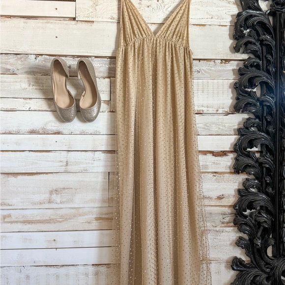 Dresses & Skirts - Elegant Gold Evening Gown